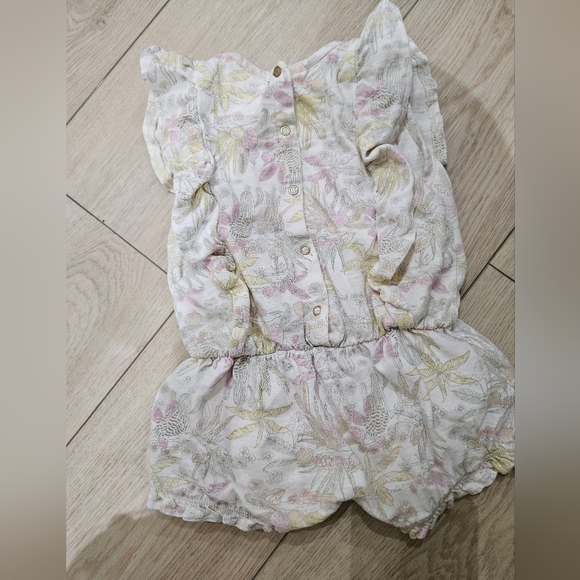 Ruffle Jumper - Picture 2 of 4